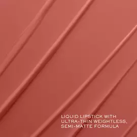 Lápiz labial líquido semimate L’Absolu Rouge Drama Ink