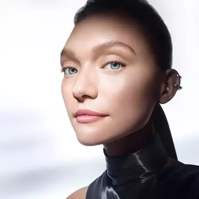 Imagen de belleza del suero Genifique Lancôme