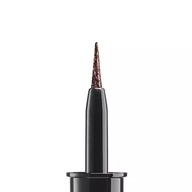 Delineador de ojos líquido con punta de precisión Artliner